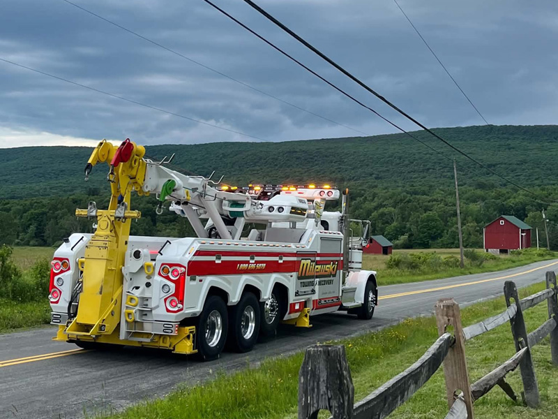 Heavy-duty semi truck towing service in Lackawanna County PA